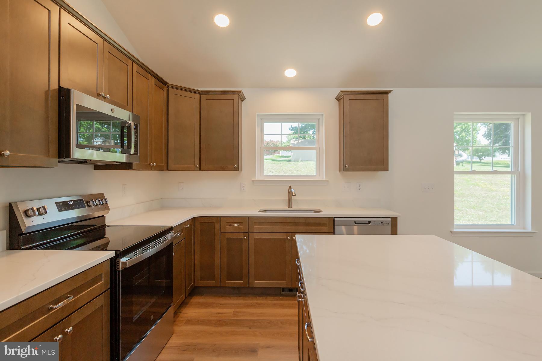 HIDDEN VALLEY ESTATES - Residential