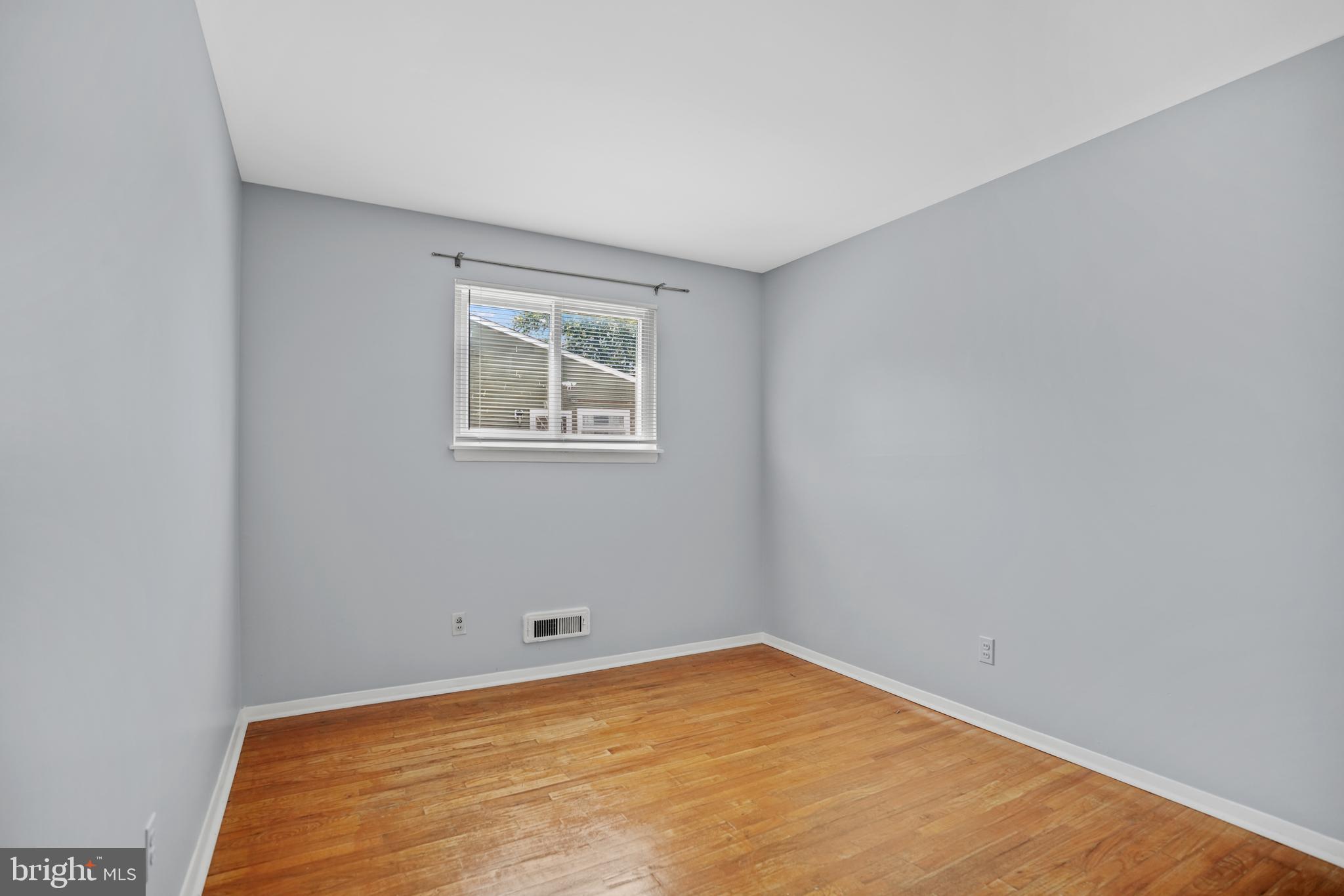 AMBERLY WEST - Residential