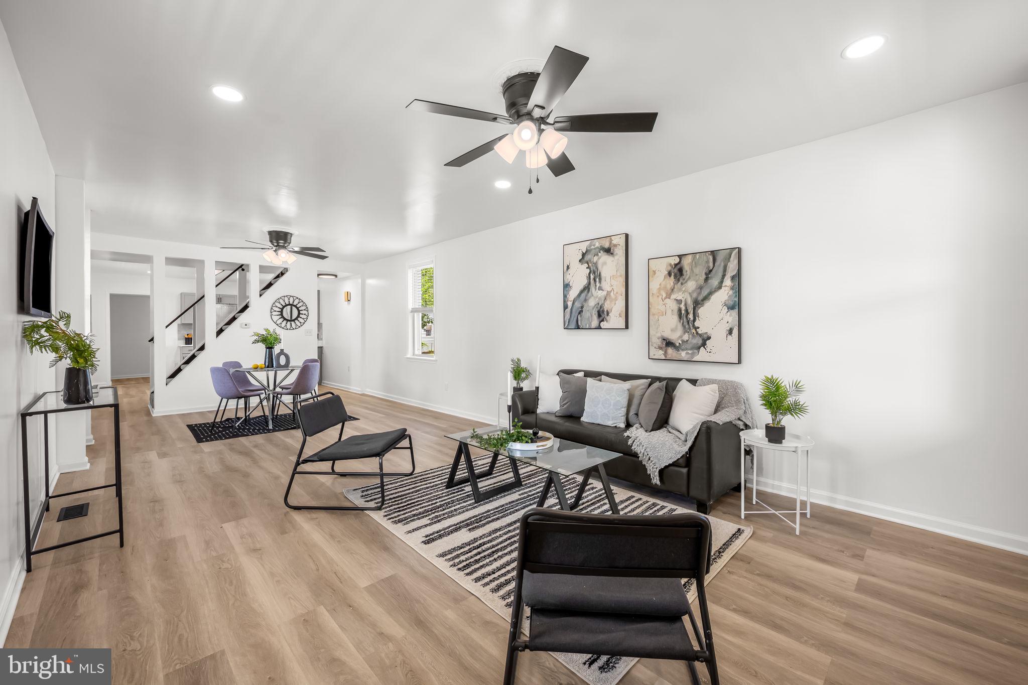 WOODWARD SQUARE - Residential