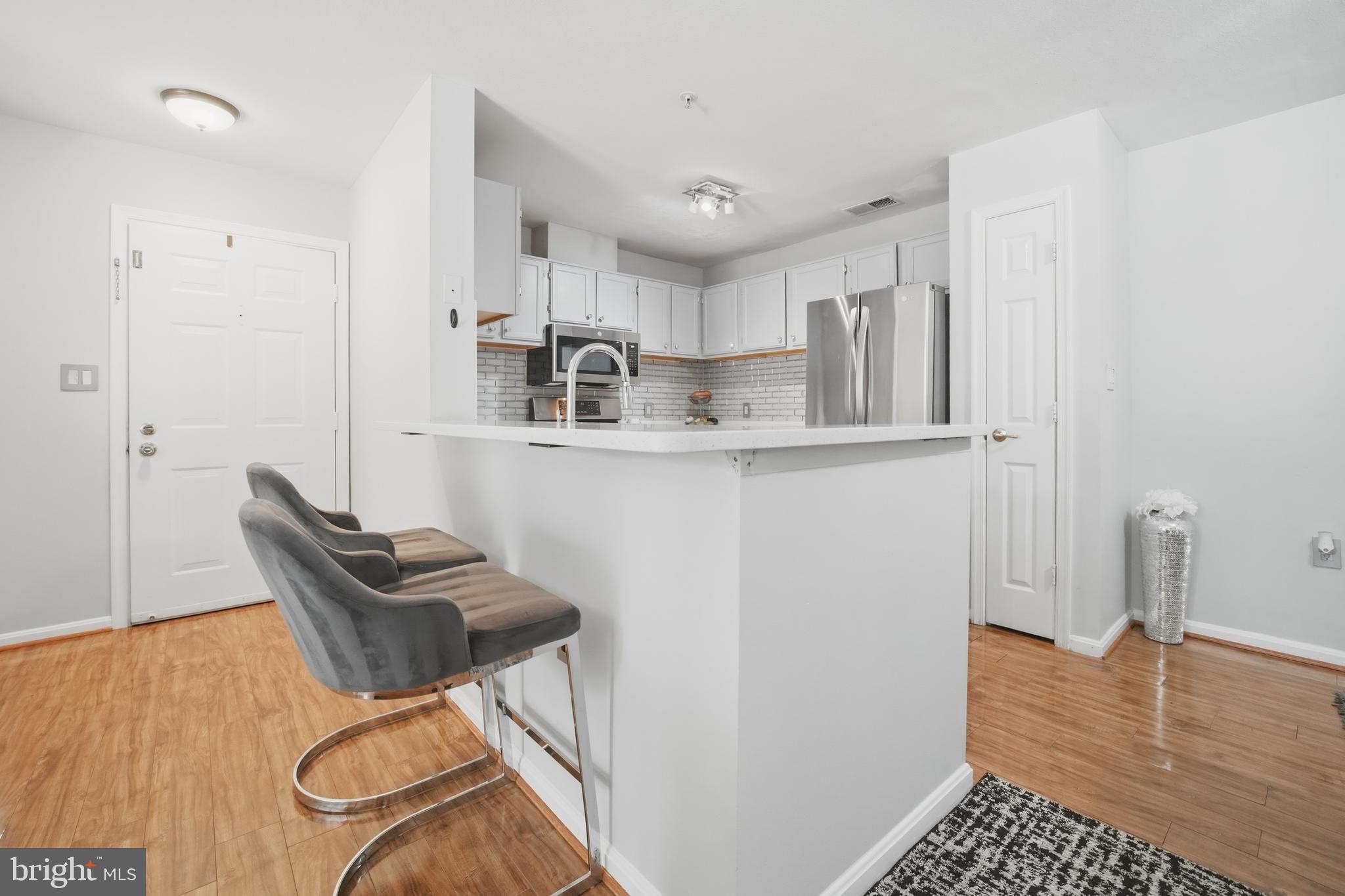 RUSSETT - Residential