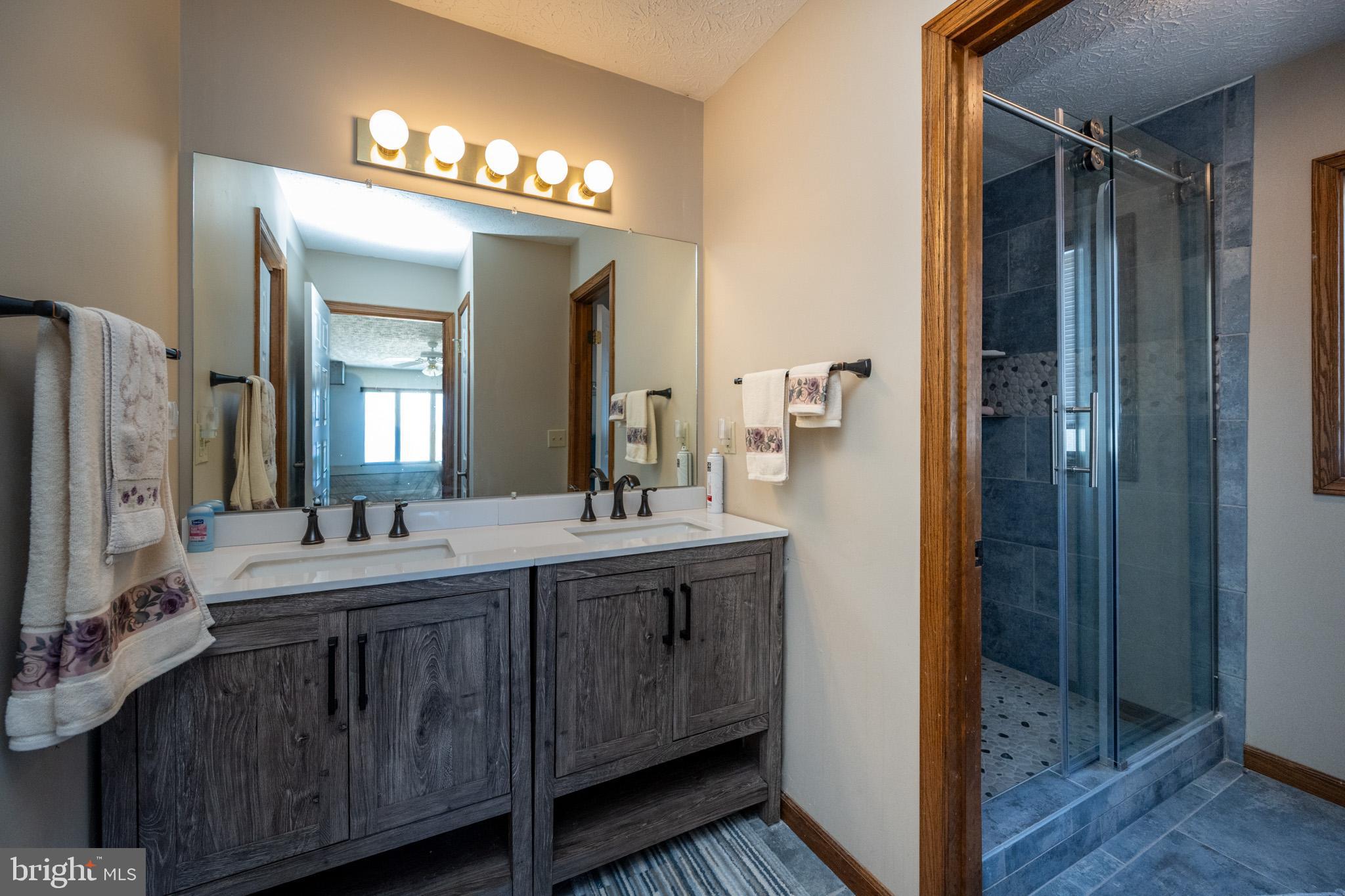 DEEP CREEK LAKE - Residential