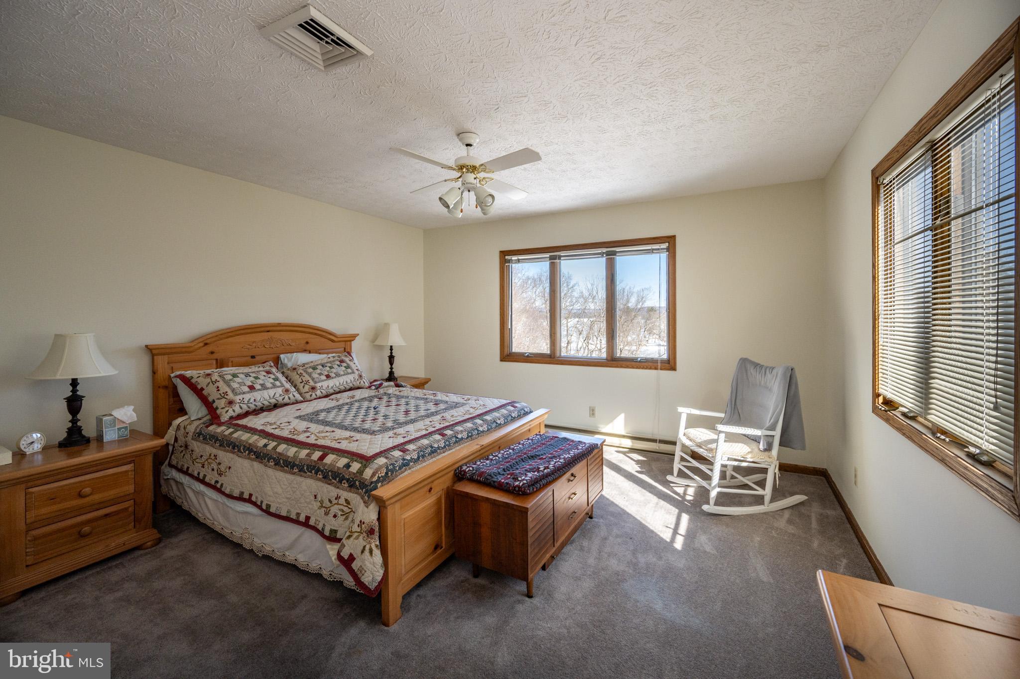 DEEP CREEK LAKE - Residential