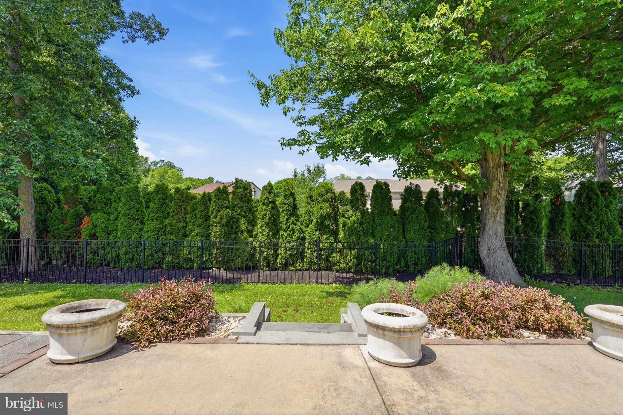 BIG OAK BEND - Residential
