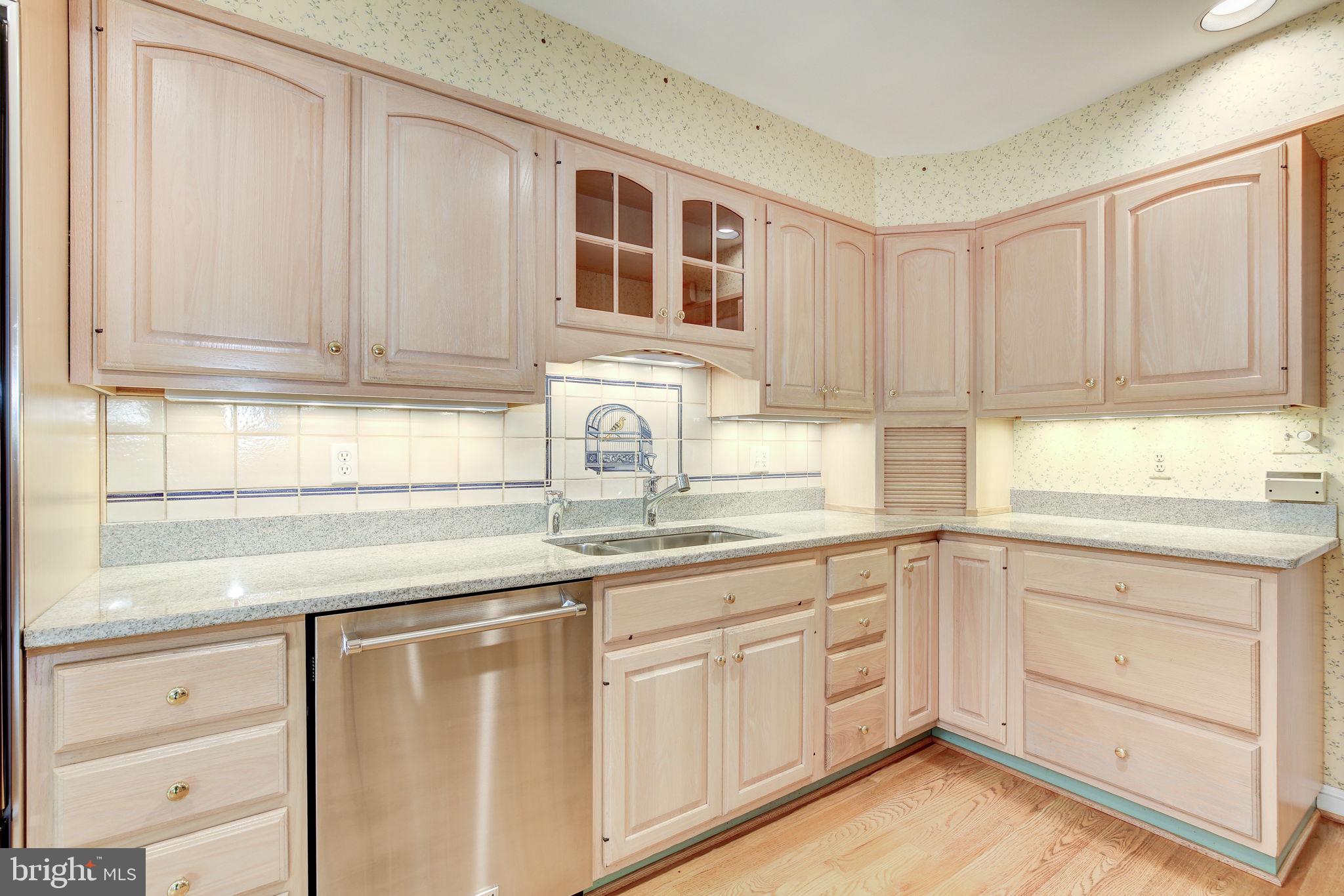WESTMORELAND HILLS - Residential