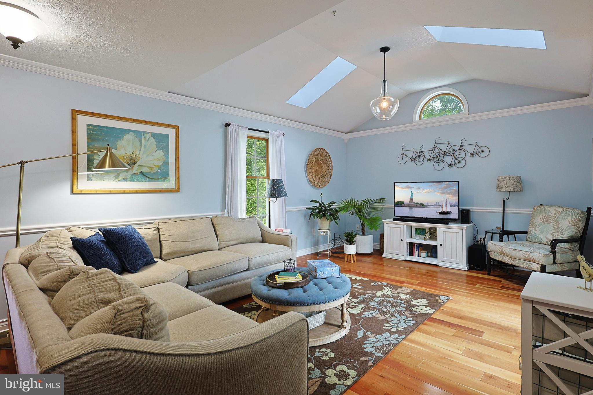 BEL AIR - Residential