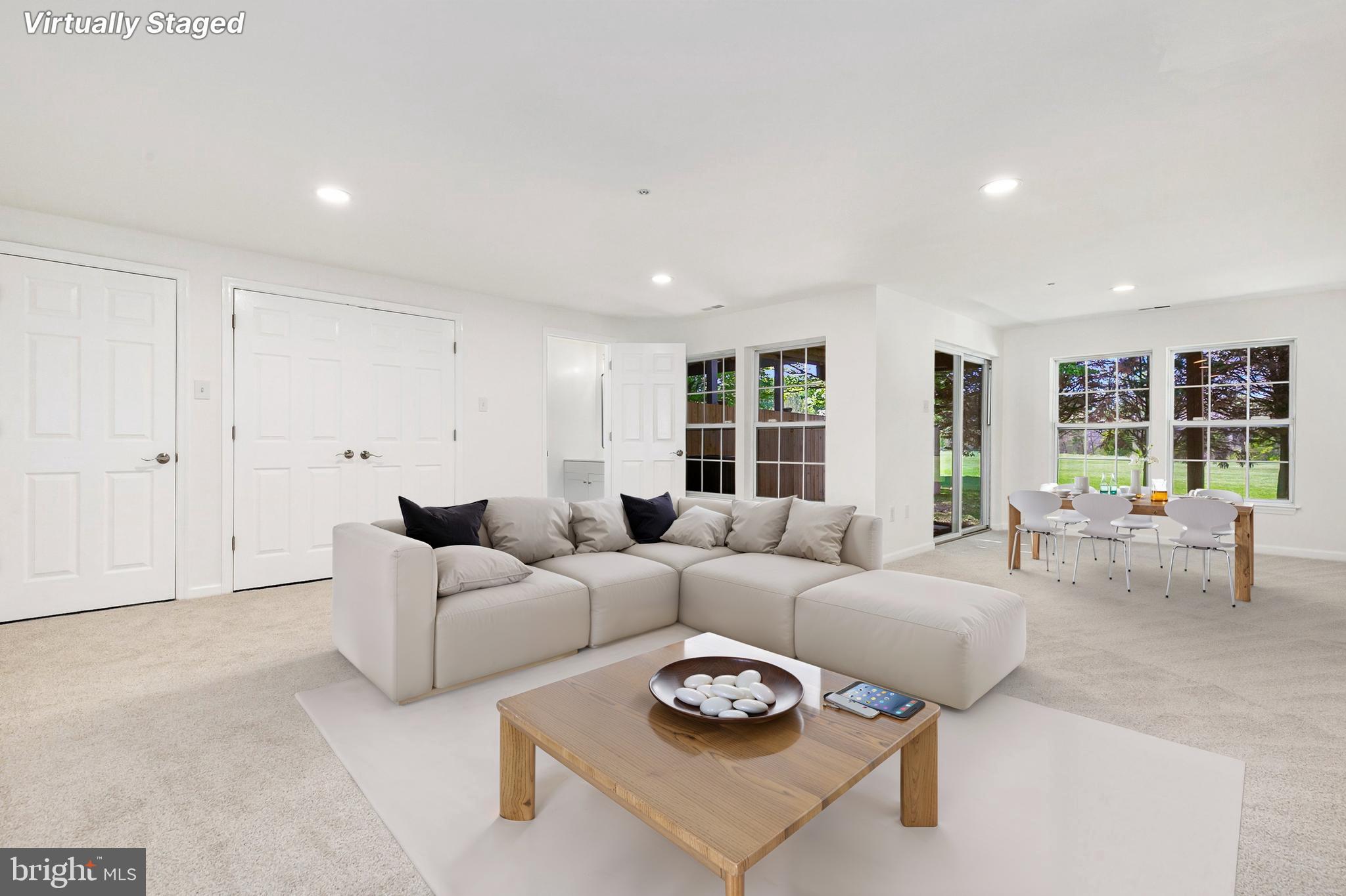 HOLLIFIELD STATION - Residential