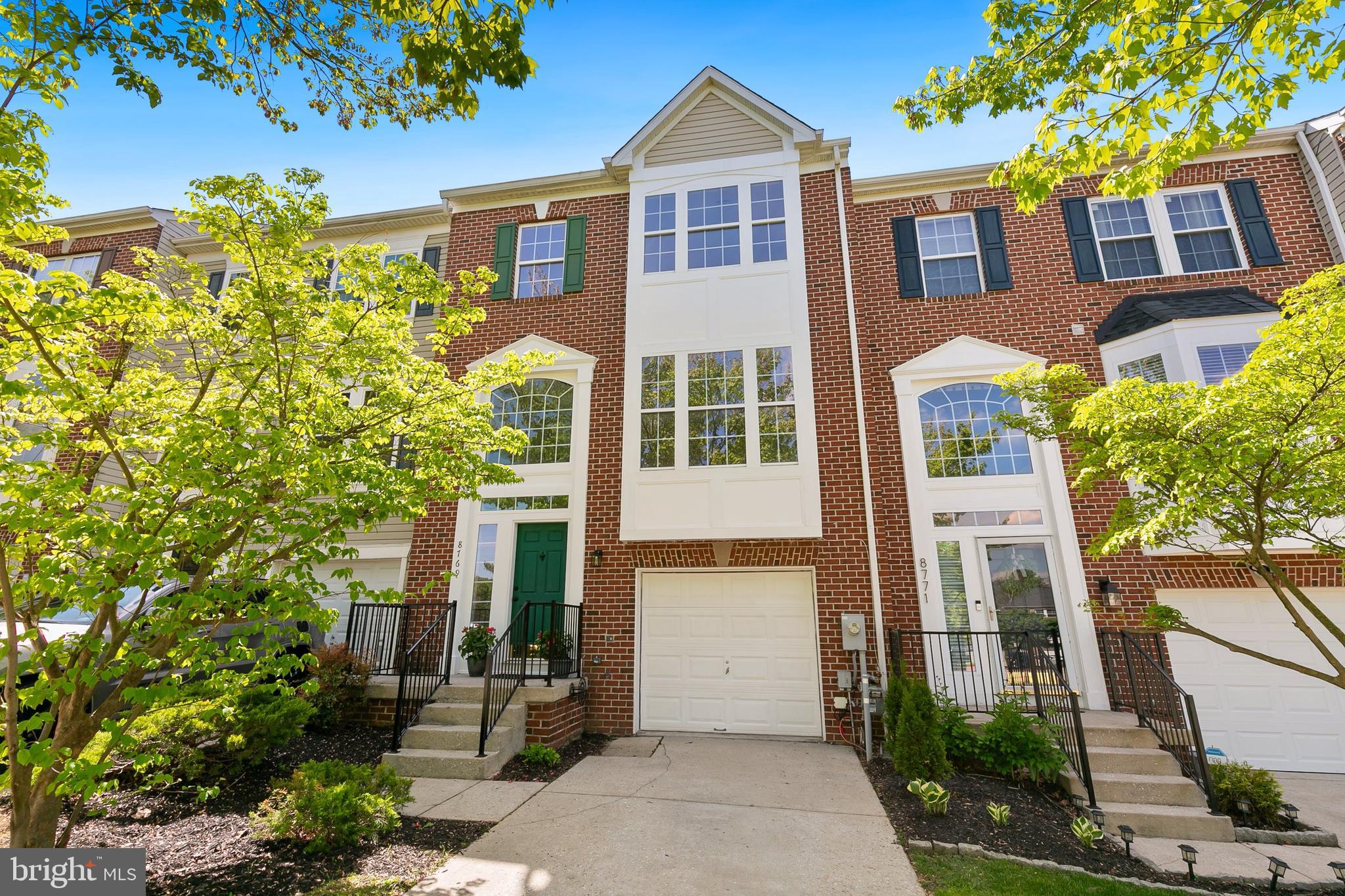HOLLIFIELD STATION - Residential
