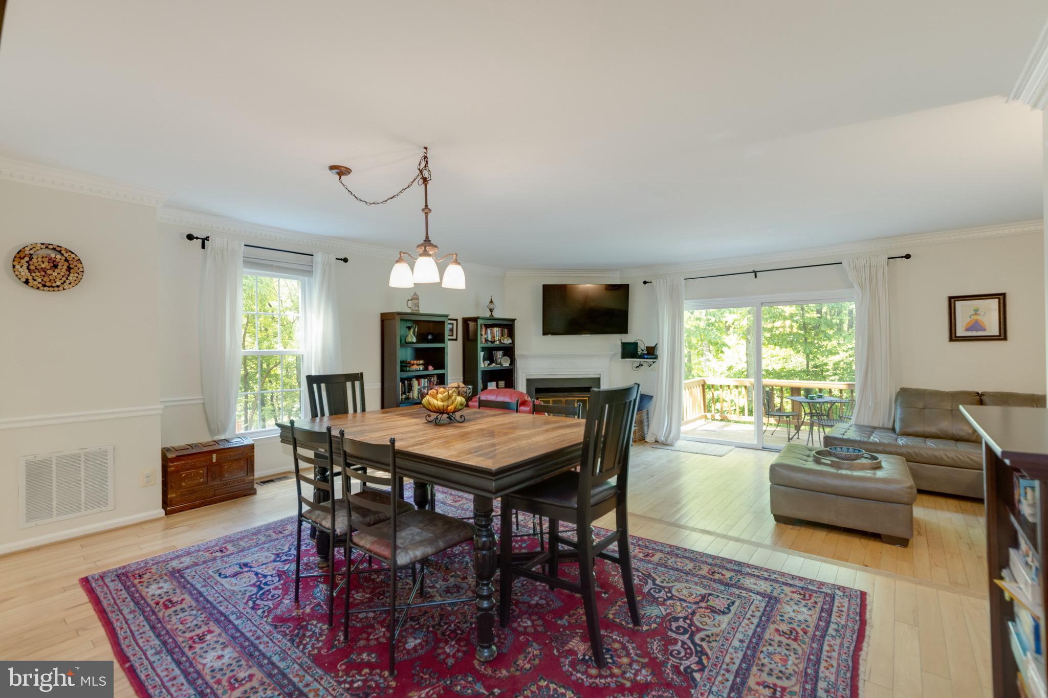 TYSONS TOWNES - Residential Lease