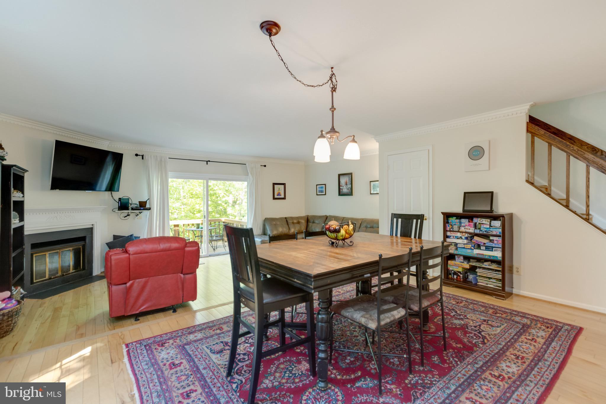 TYSONS TOWNES - Residential Lease