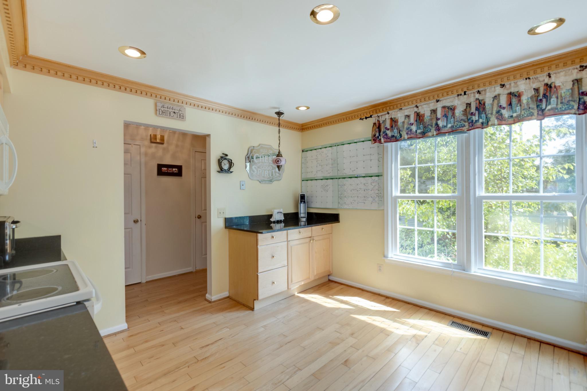 TYSONS TOWNES - Residential Lease