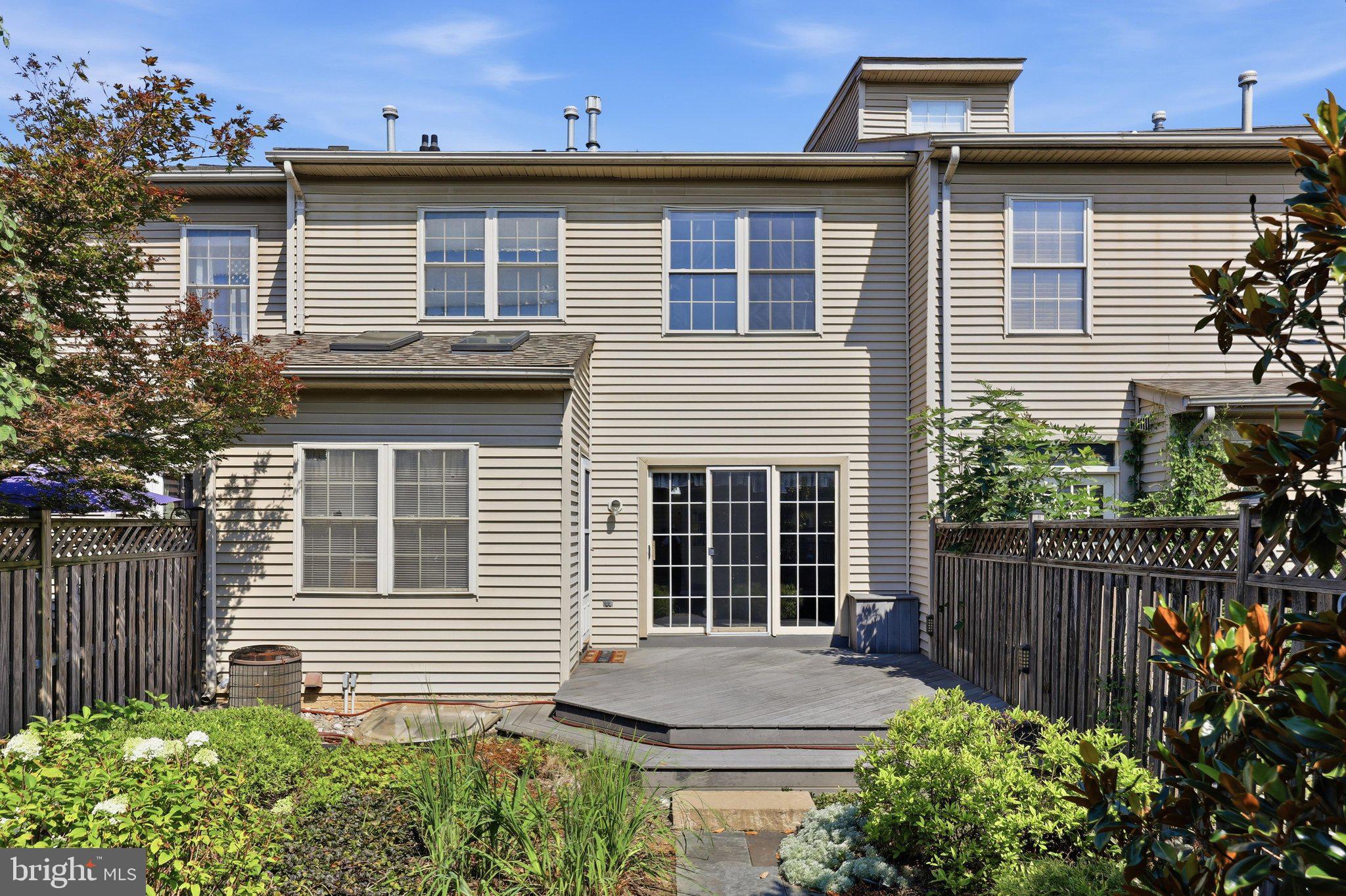 WORMANS MILL - Residential