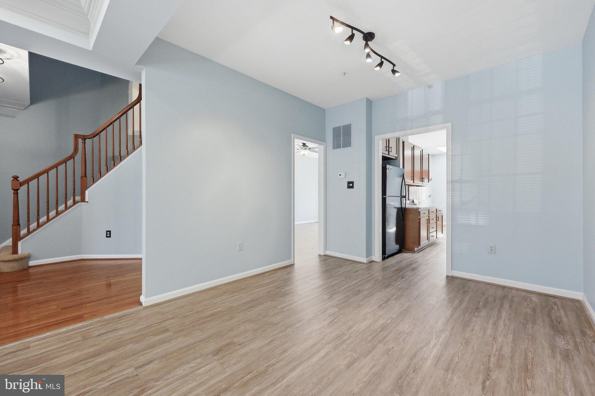WORMANS MILL - Residential