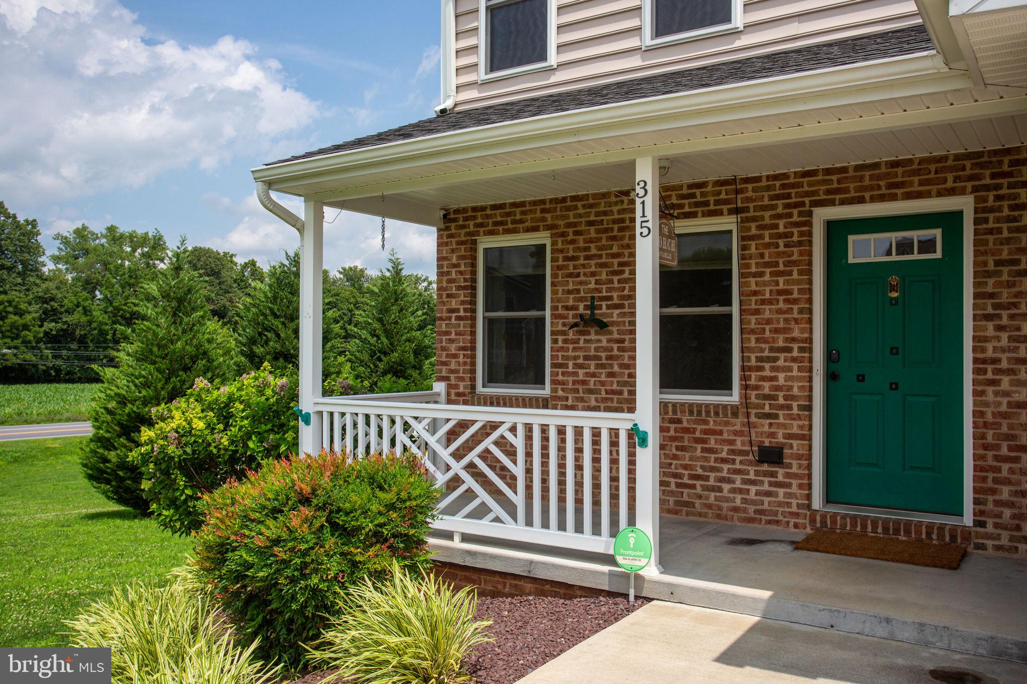 RUSTIC KNOLL - Residential