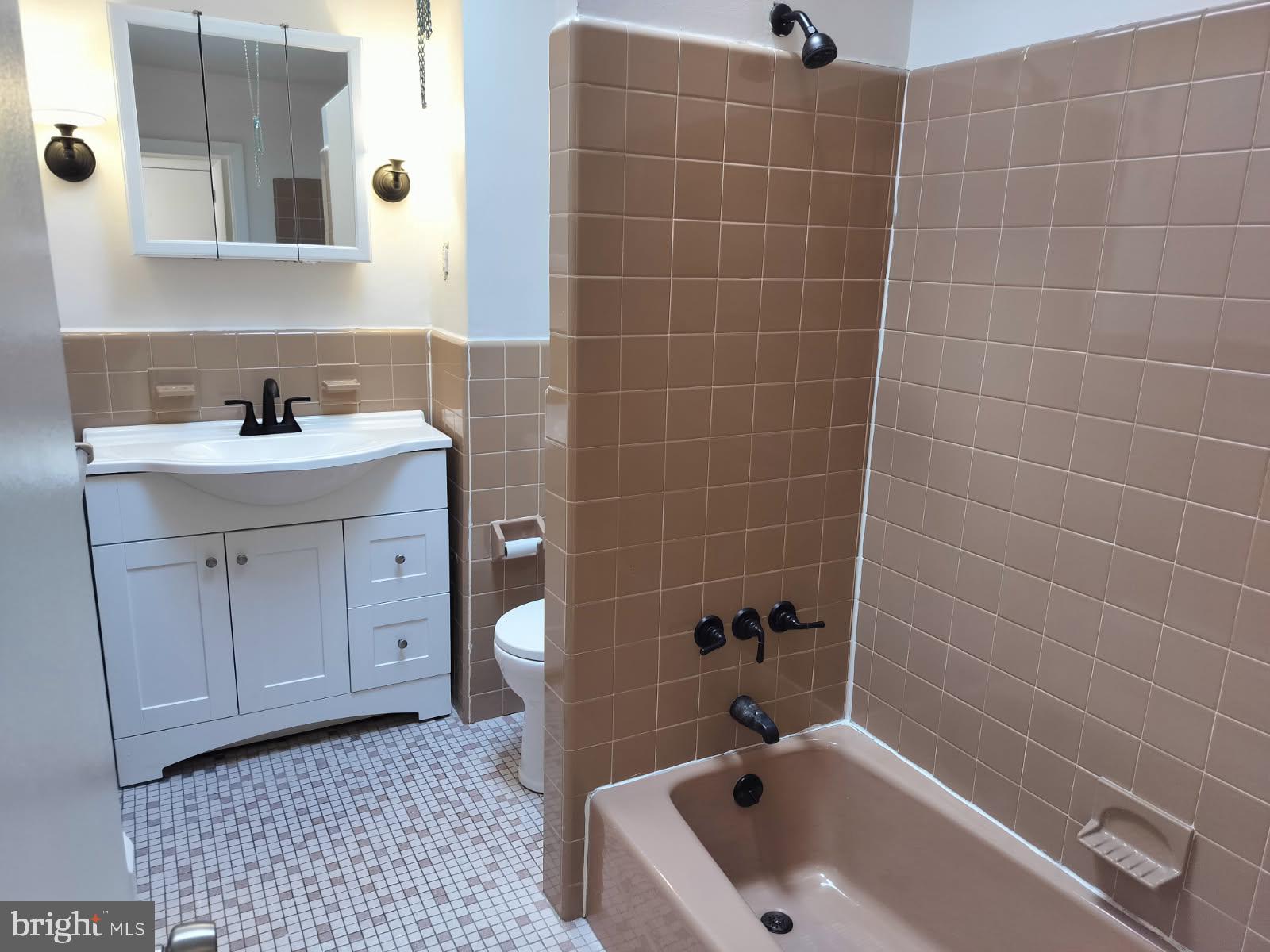 PHILADELPHIA (SOUTH) - Residential Lease