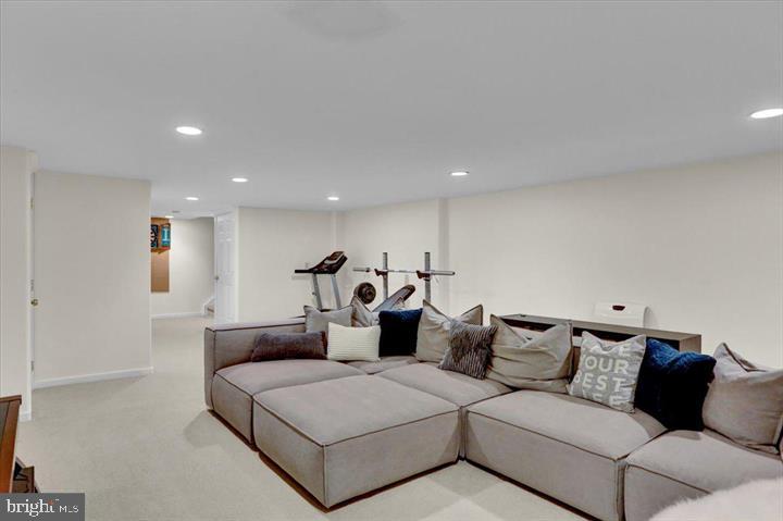 WATERFORD GREENE - Residential