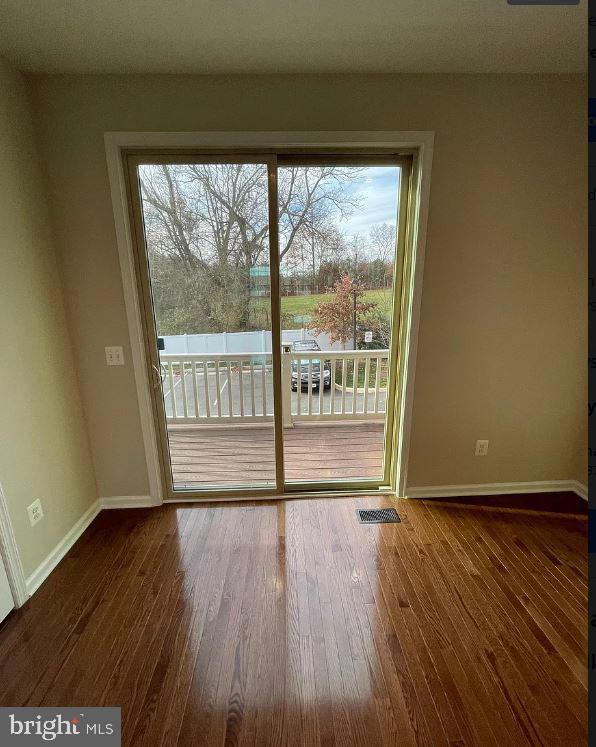 TRAILSIDE - Residential Lease