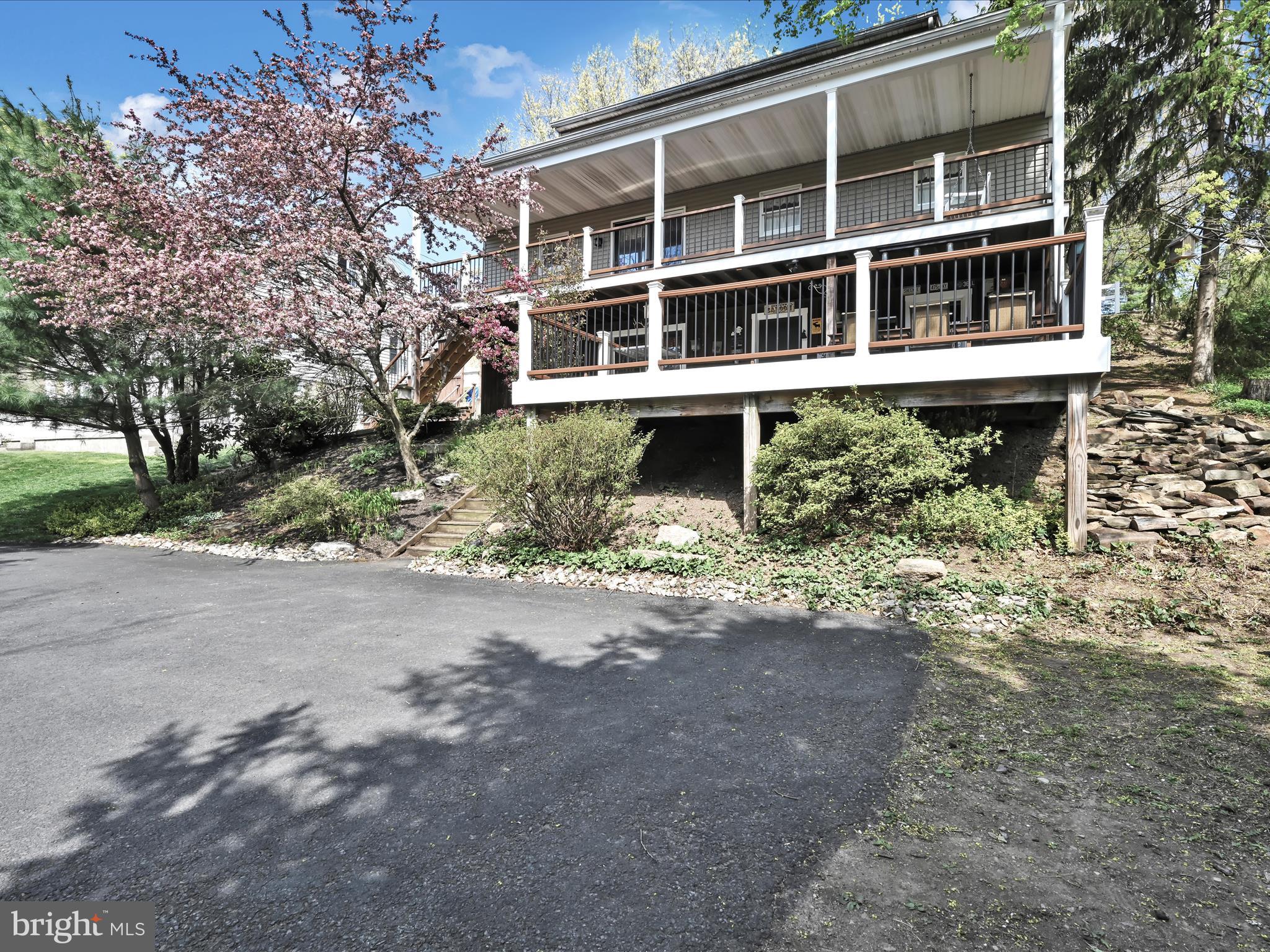 POTTSVILLE - Residential