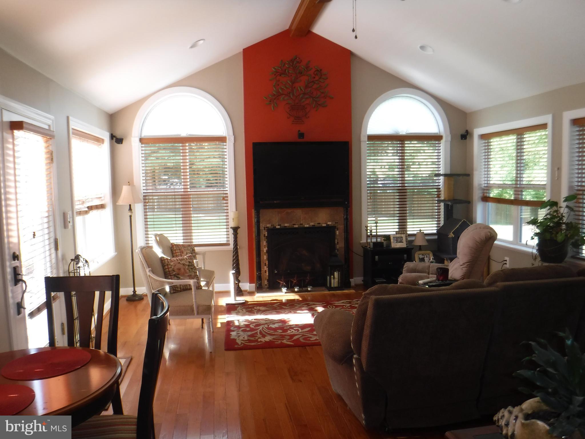 FREMONT HILLS - Residential