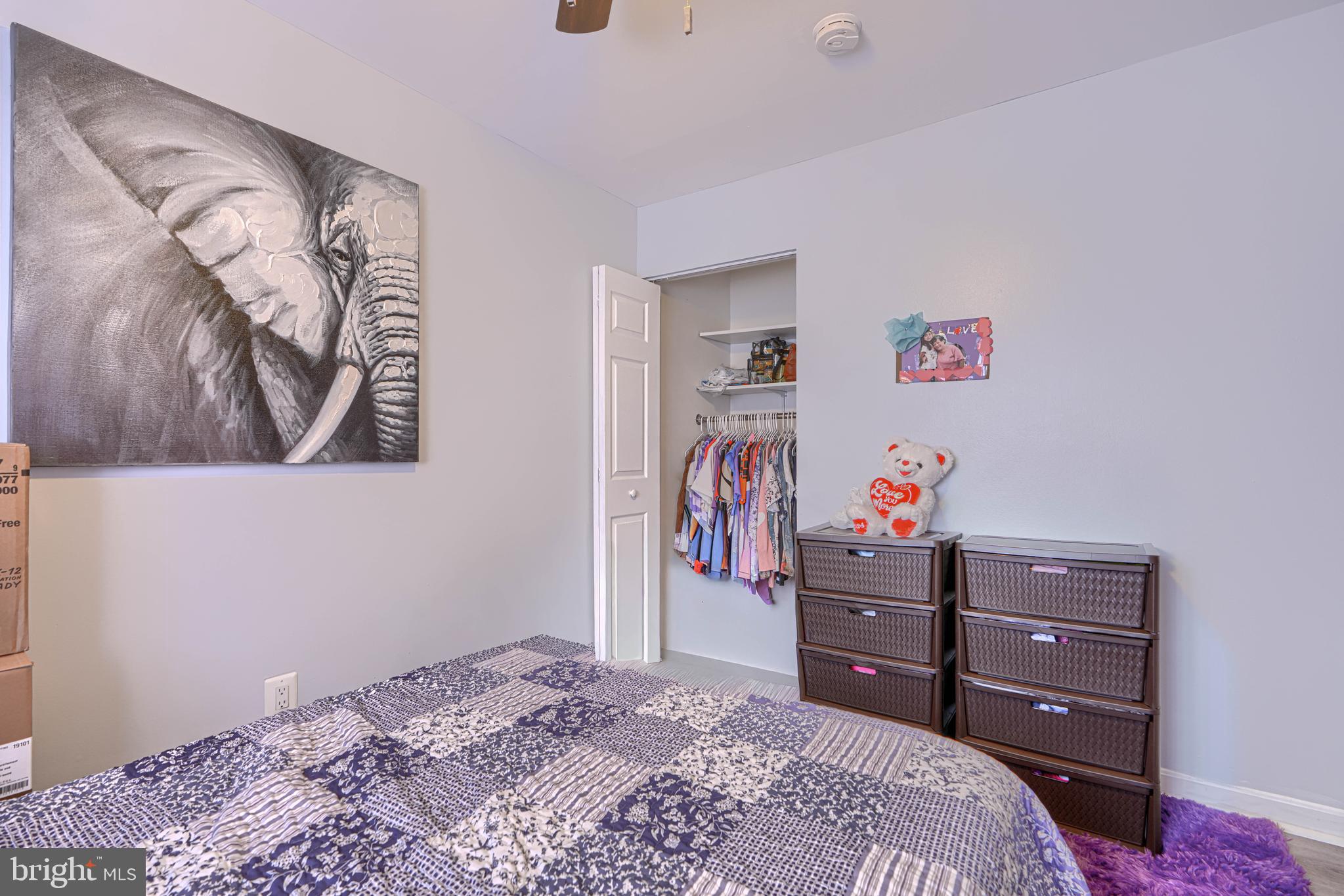 WOODSDALE MANOR - Residential