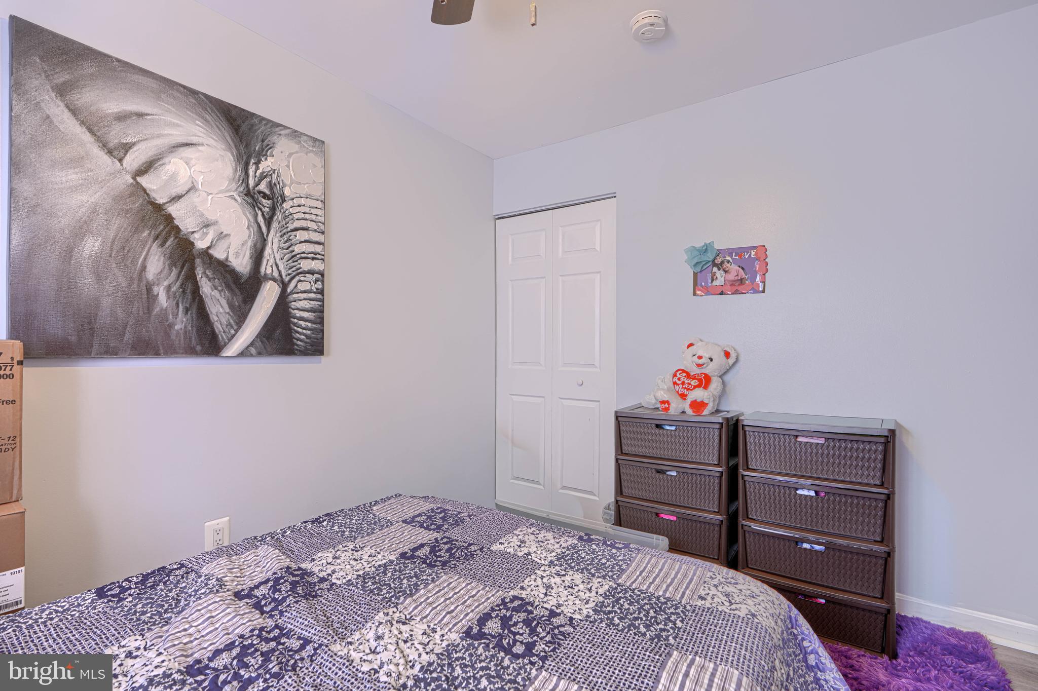 WOODSDALE MANOR - Residential