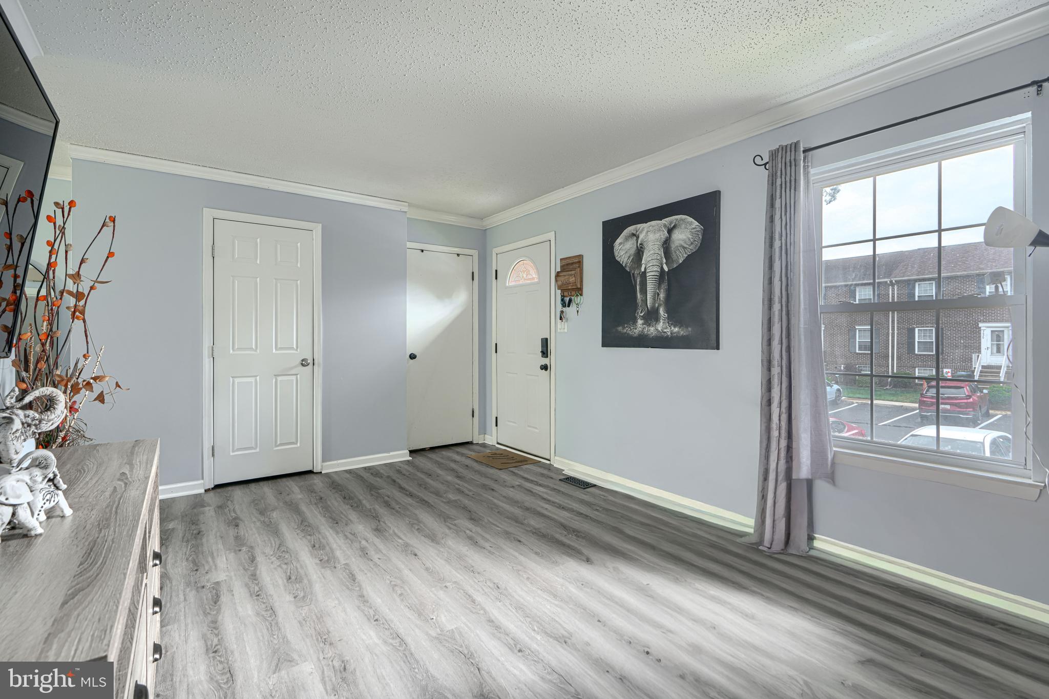 WOODSDALE MANOR - Residential