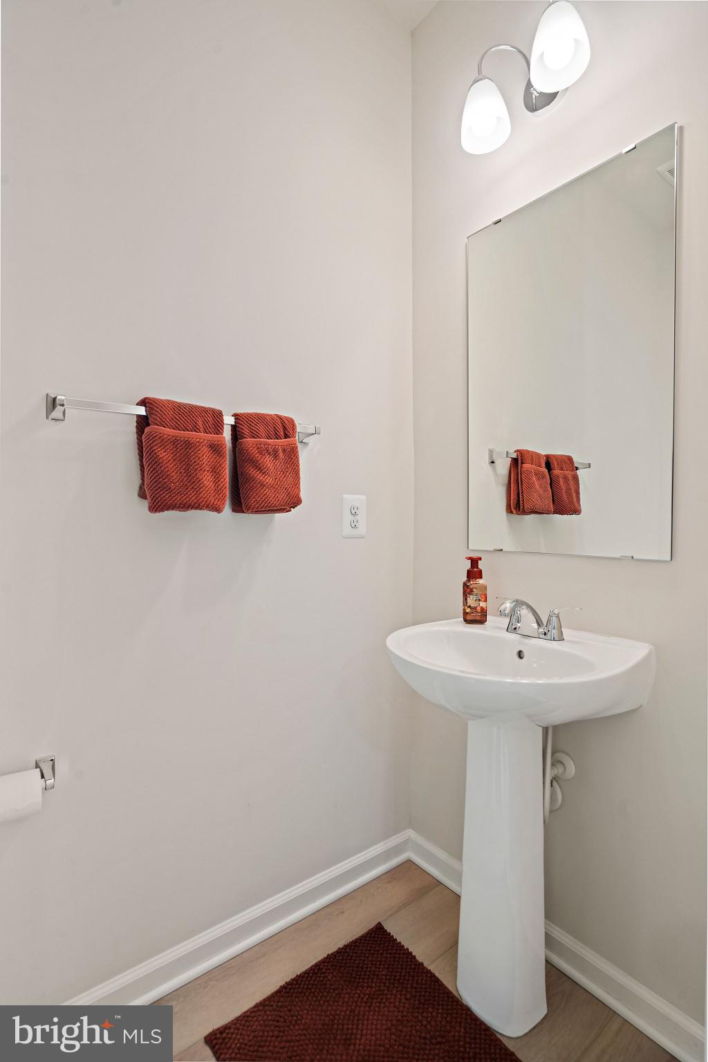 GATEWAY WEST - Residential