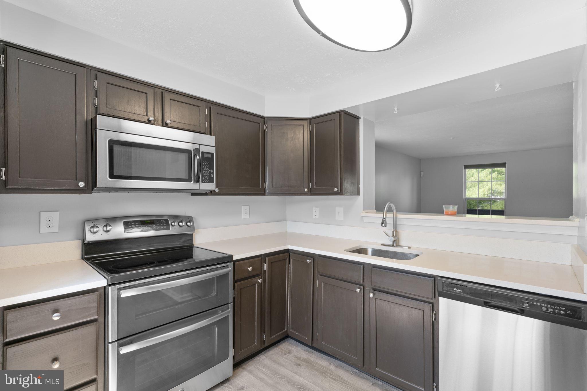 WEST SHORE - Residential