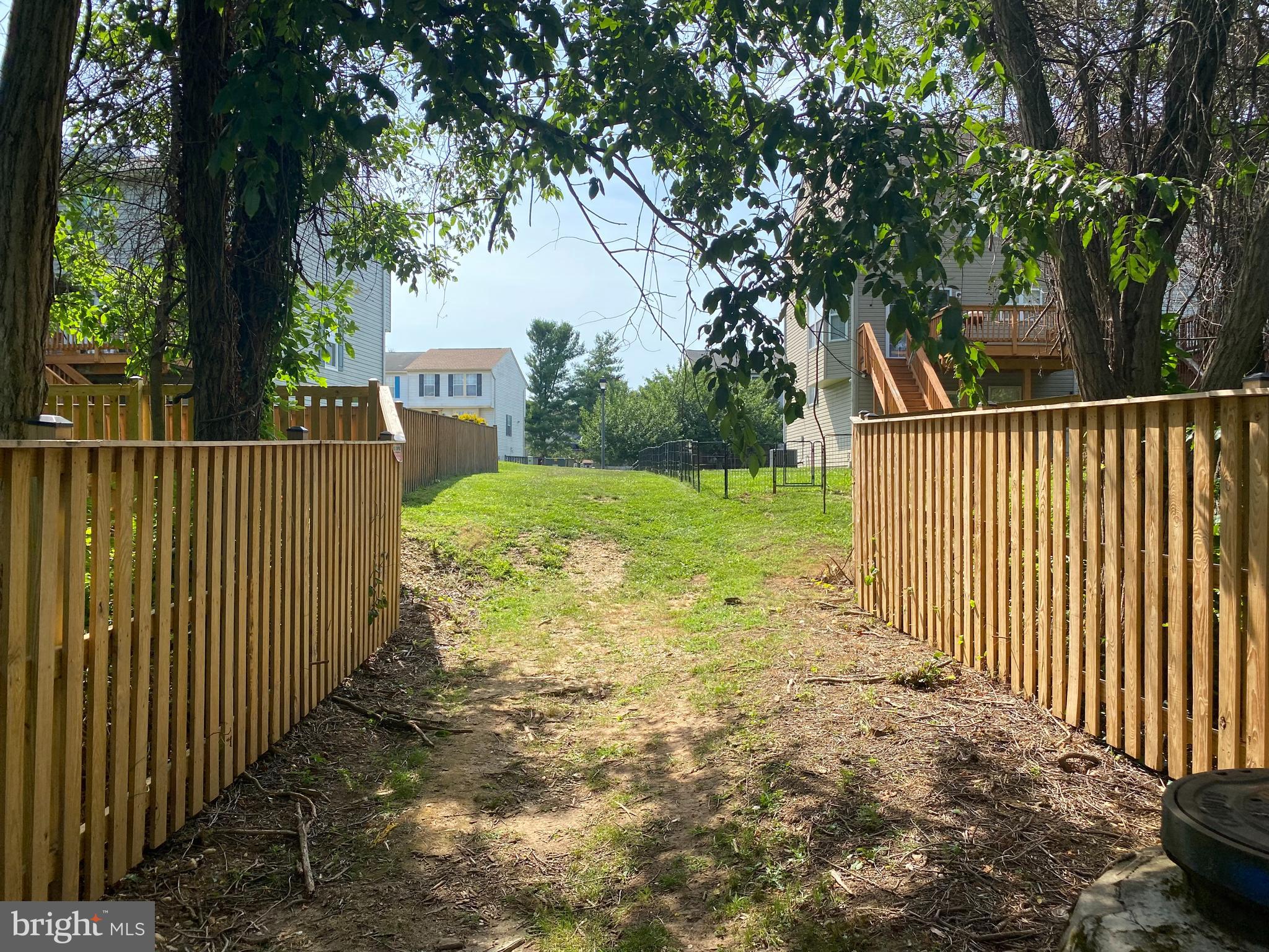 WEST SHORE - Residential