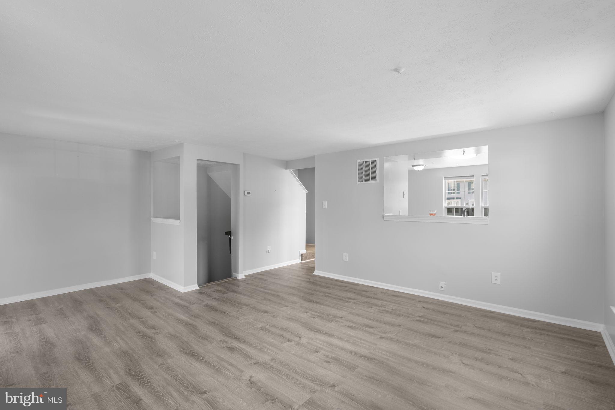 WEST SHORE - Residential