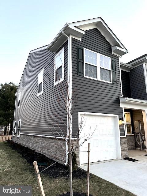 TOWNES AT TEVIS - Residential Lease