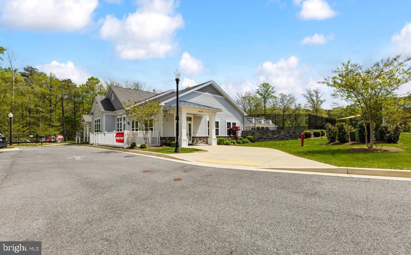 THE WOODS AT MYRTLE POINT - Residential