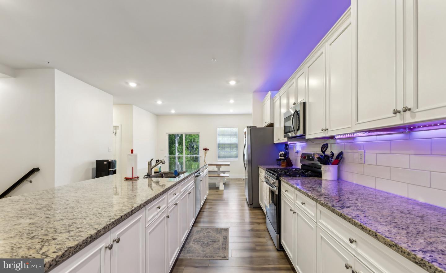 THE WOODS AT MYRTLE POINT - Residential