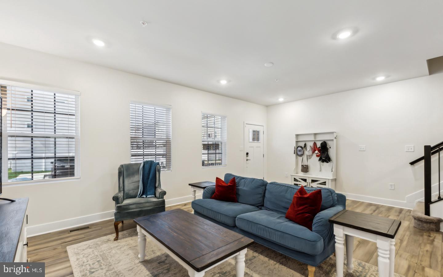 THE WOODS AT MYRTLE POINT - Residential