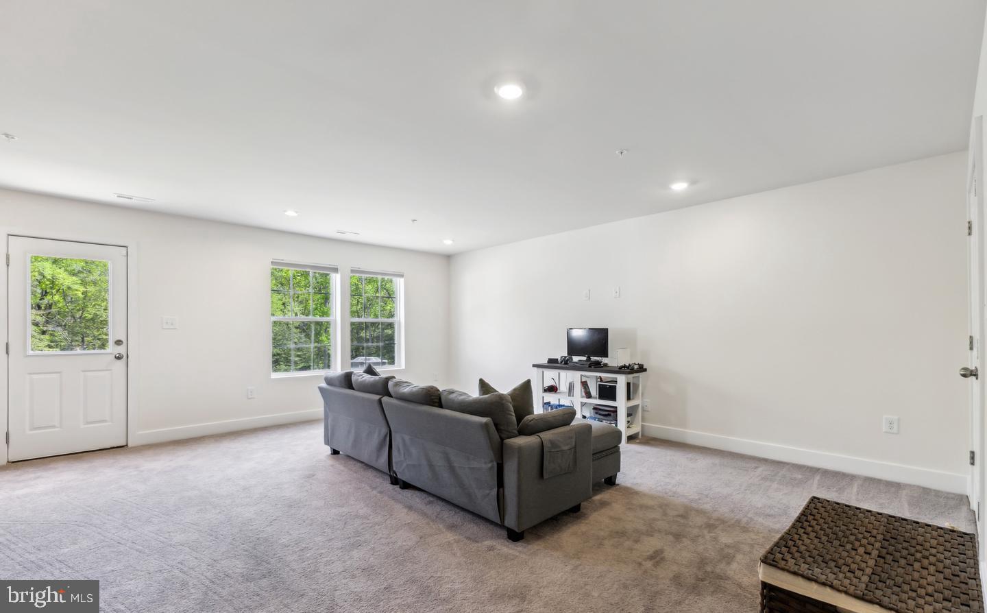 THE WOODS AT MYRTLE POINT - Residential