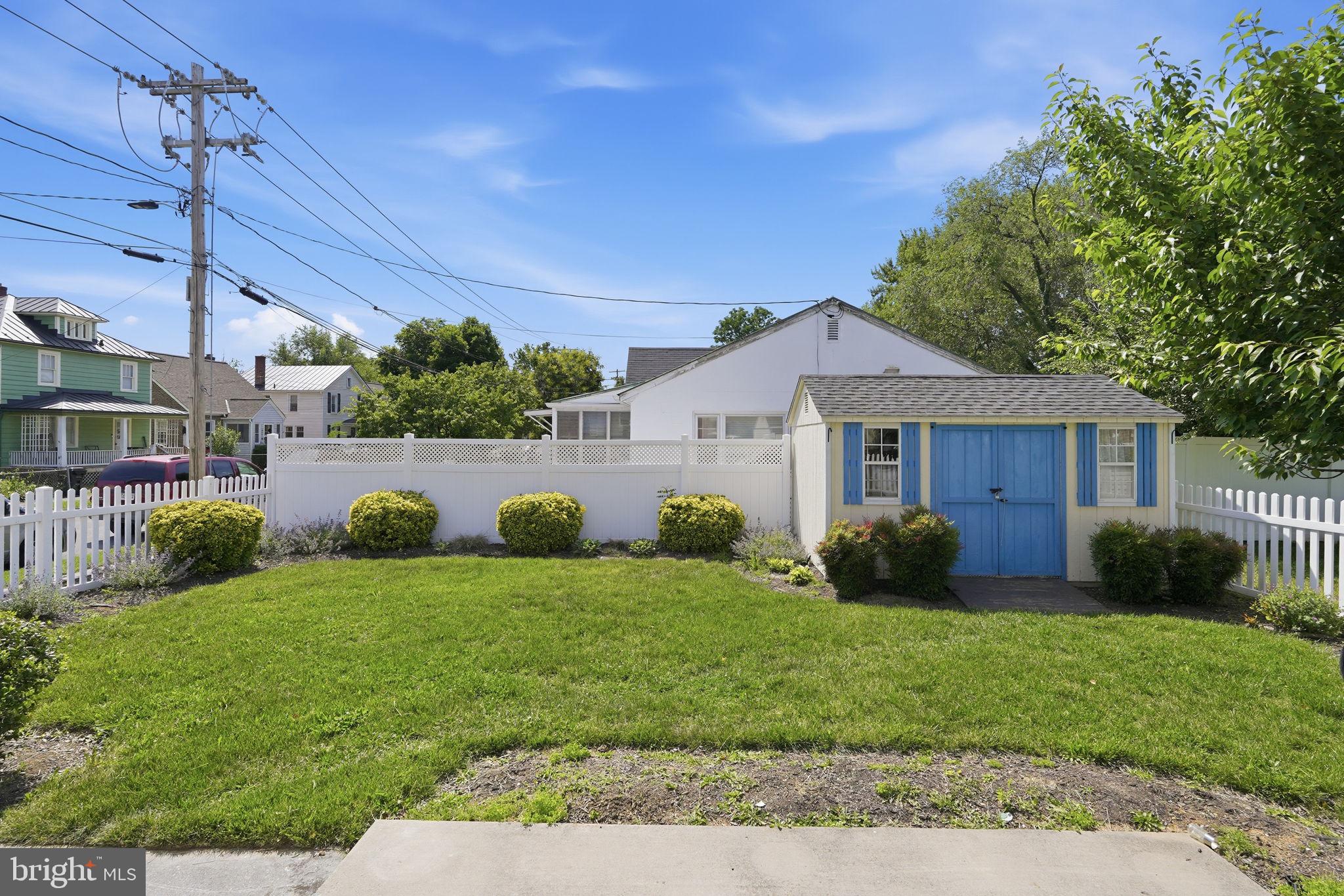 LIBERTY HEIGHTS - Residential