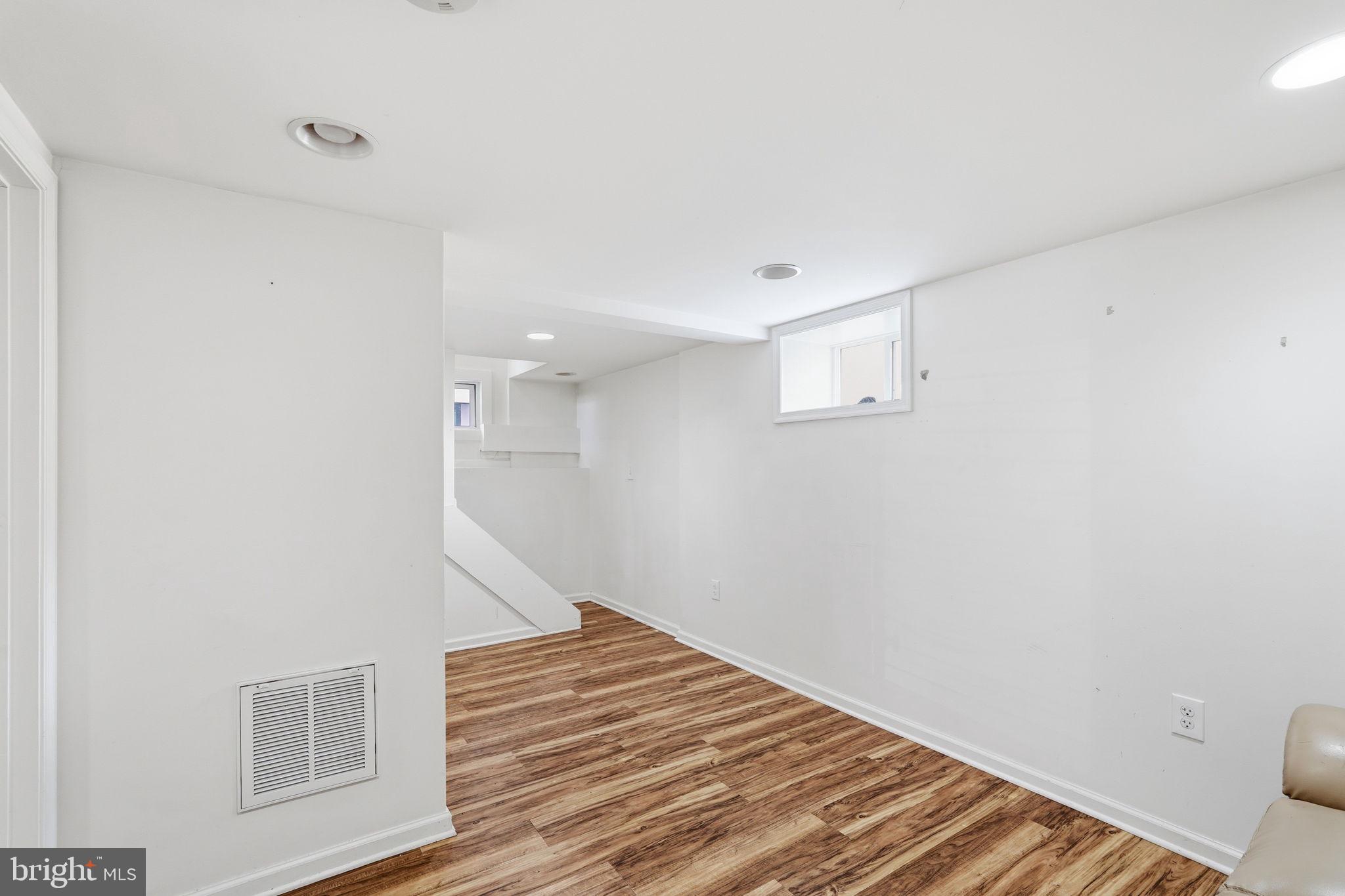LIBERTY HEIGHTS - Residential