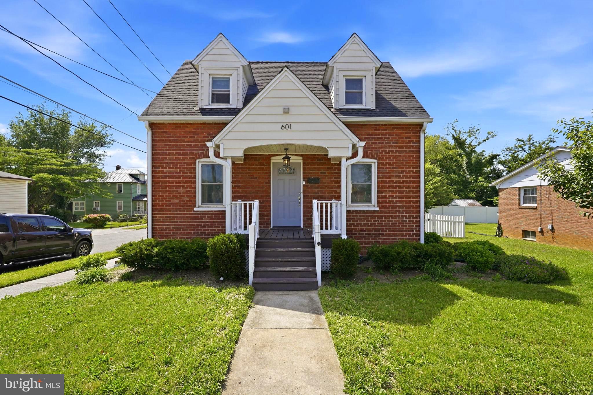 LIBERTY HEIGHTS - Residential