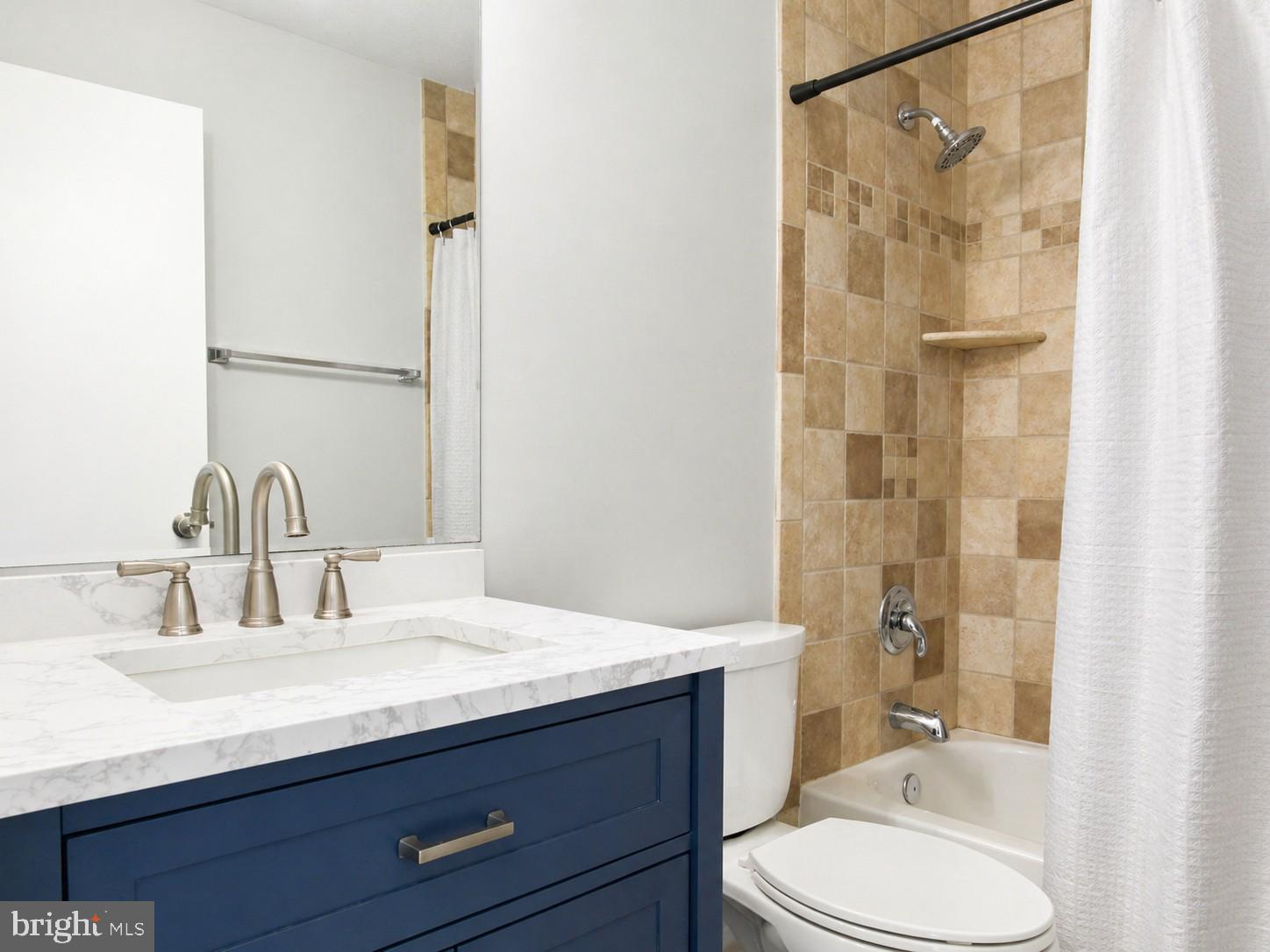 SUN VALLEY CONDOMINIUMS - Residential Lease