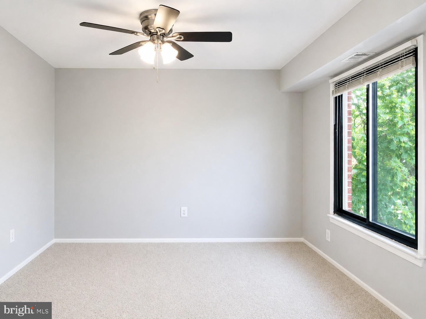 SUN VALLEY CONDOMINIUMS - Residential Lease