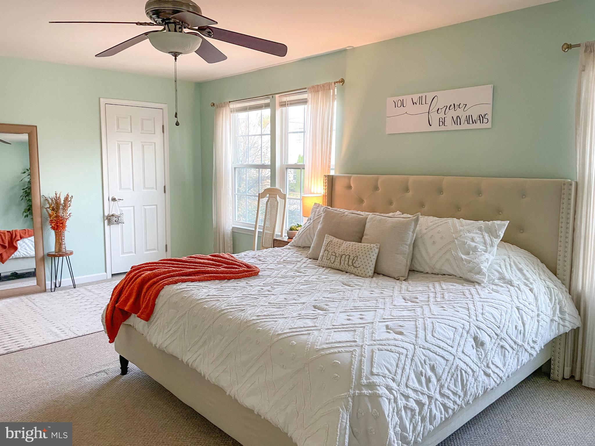 ELIZABETH'S CROSSING - Residential