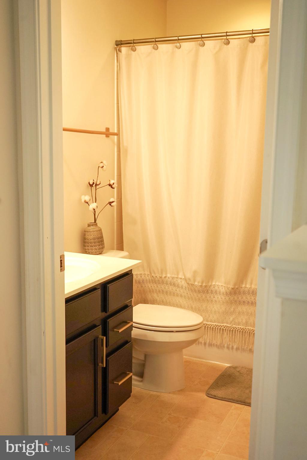 ELIZABETH'S CROSSING - Residential