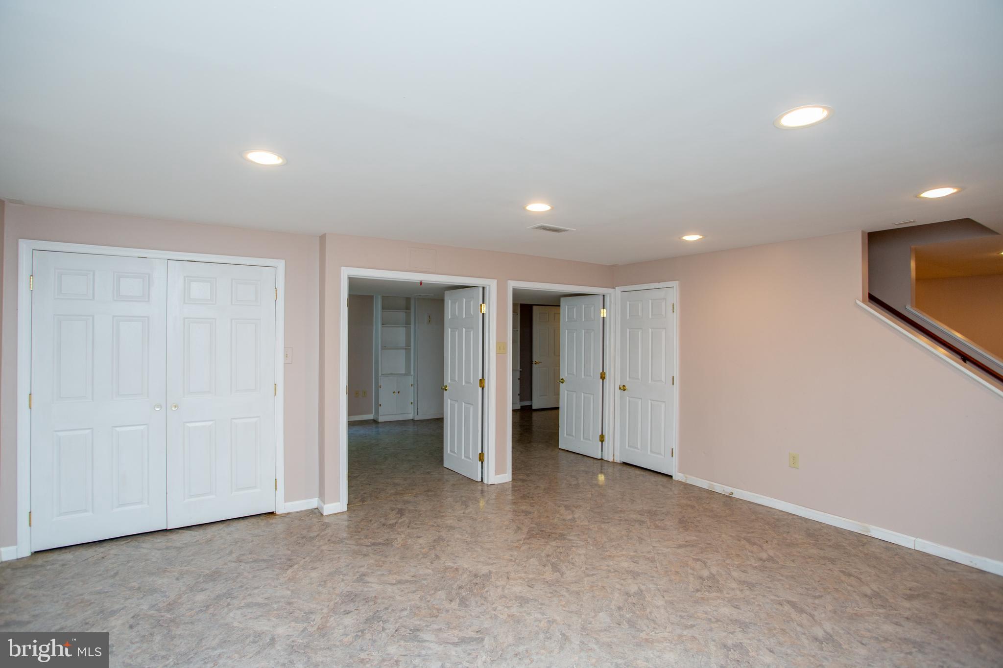 DOYLESTOWN HUNT - Residential