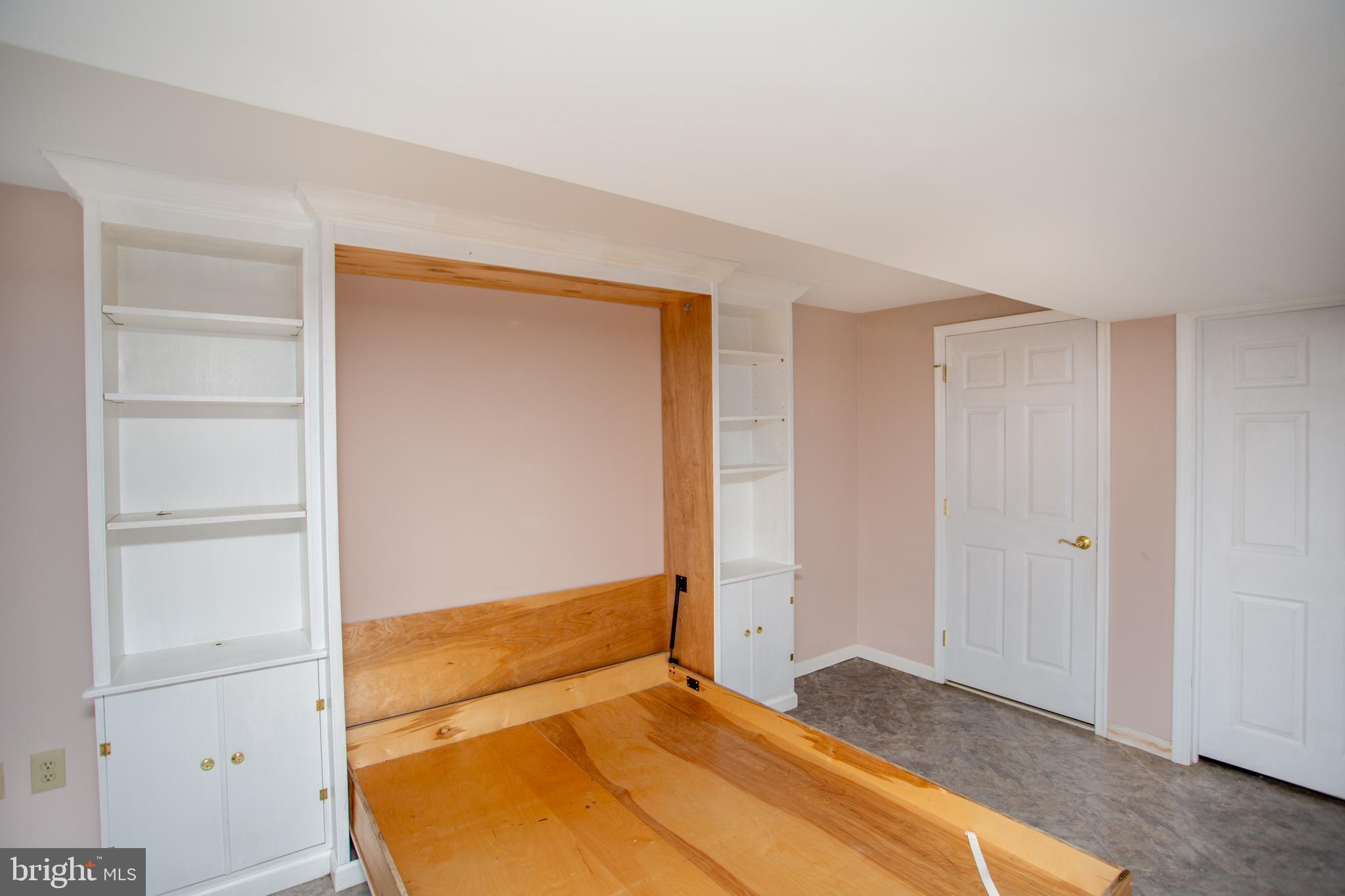 DOYLESTOWN HUNT - Residential
