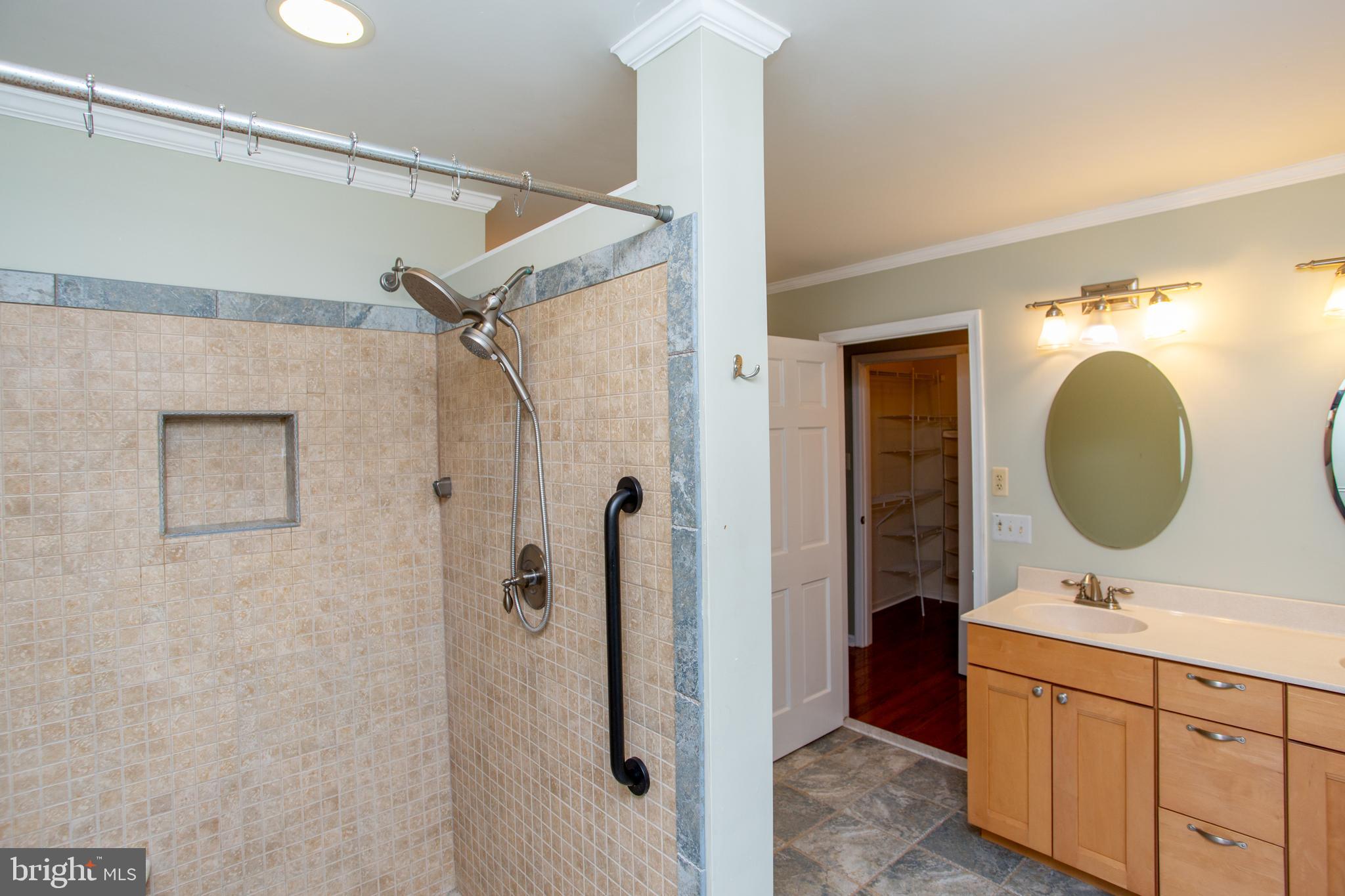 DOYLESTOWN HUNT - Residential