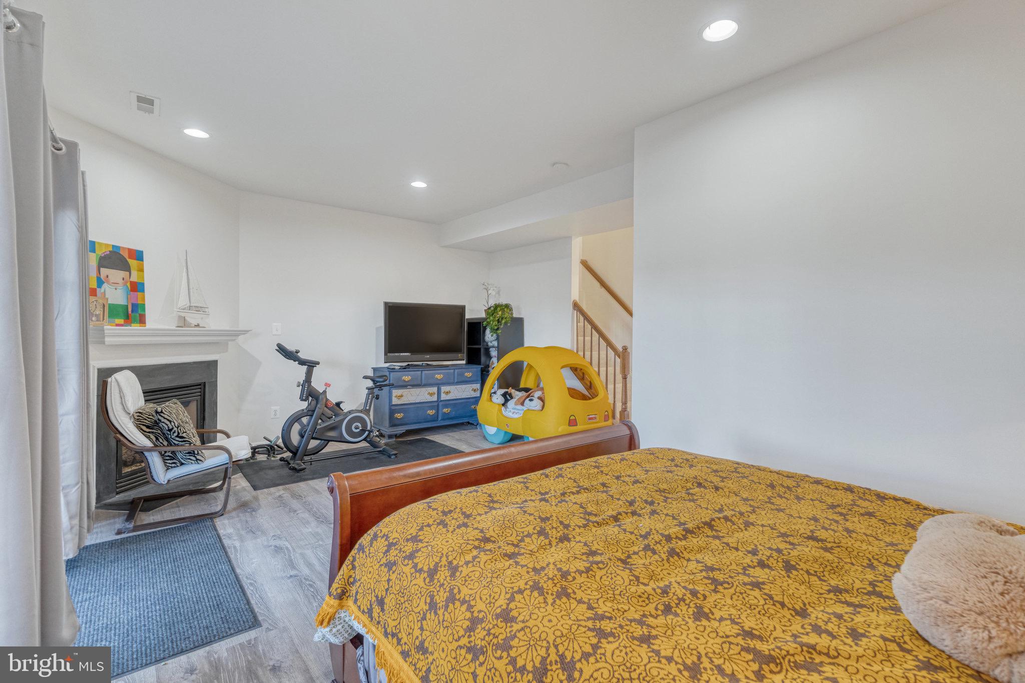 FAULKNER'S LANDING - Residential