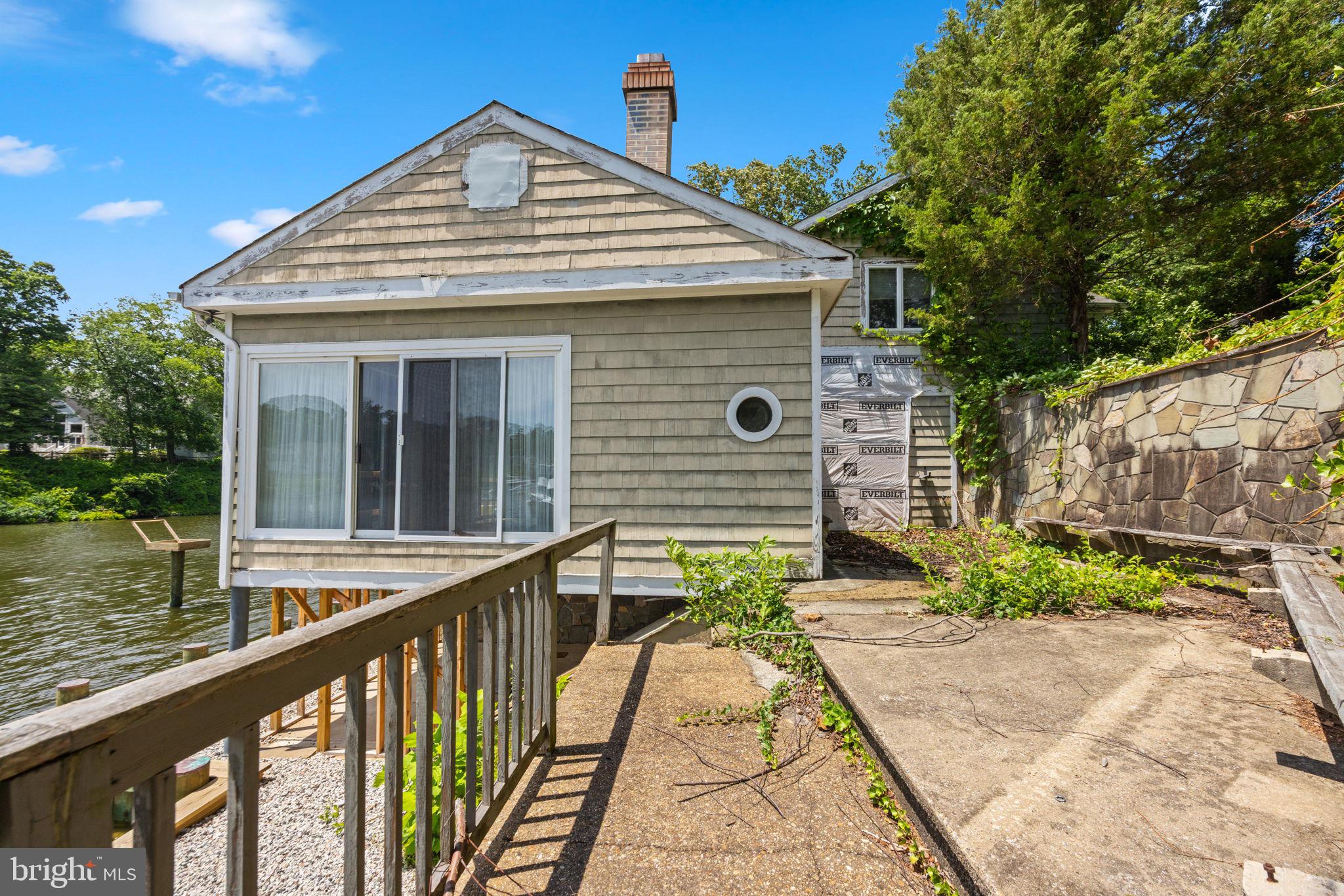 MAGOTHY BEACH - Residential