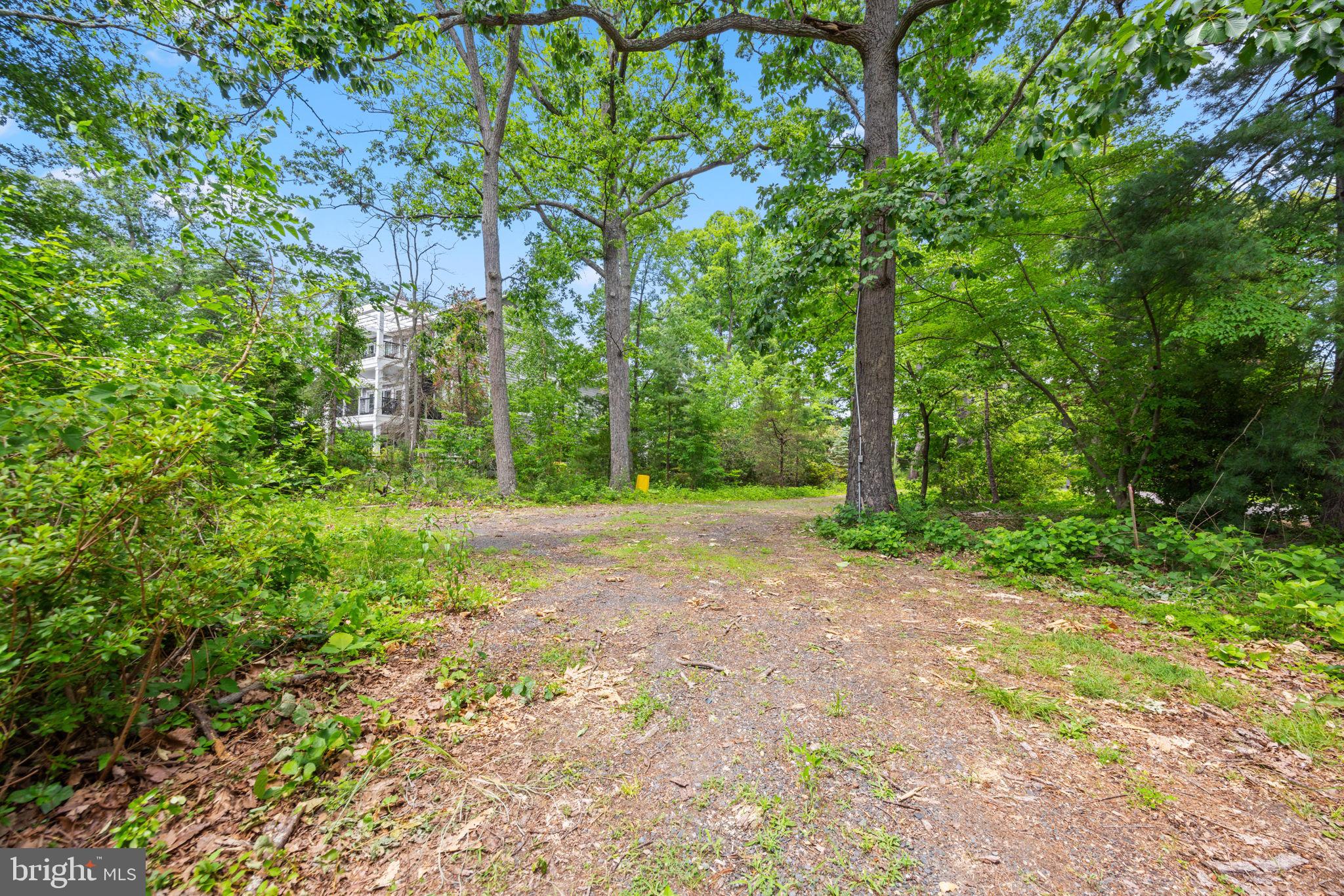 MAGOTHY BEACH - Residential