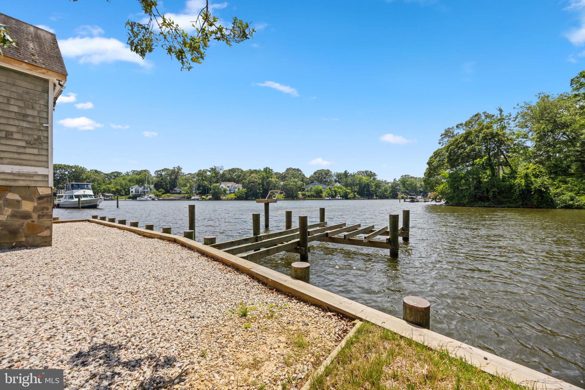 MAGOTHY BEACH - Residential