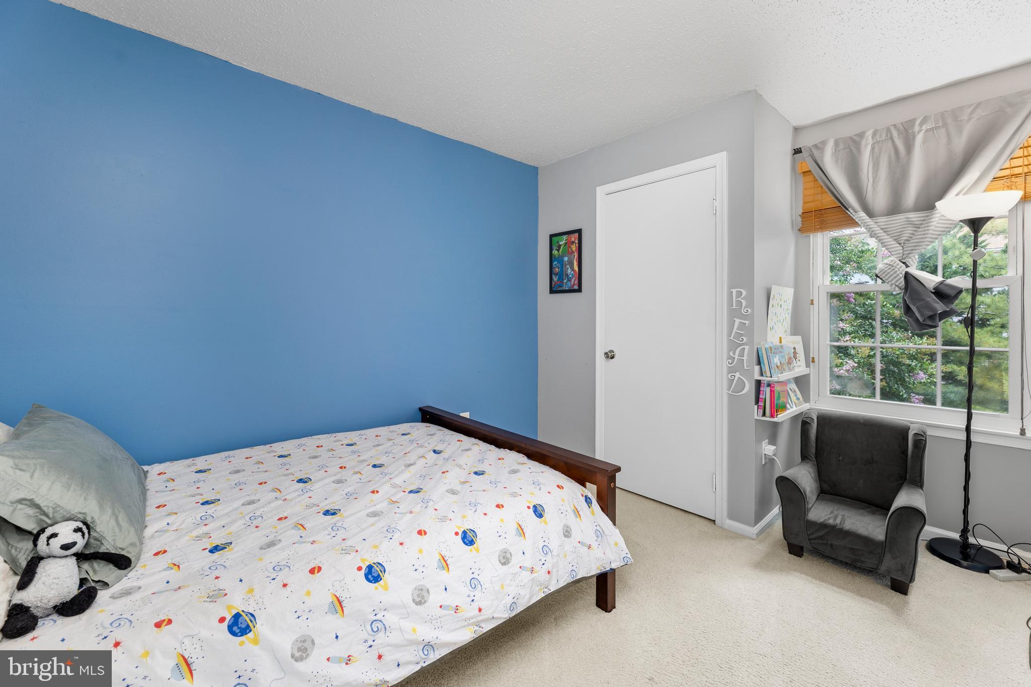 SINGLETONS GROVE - Residential Lease
