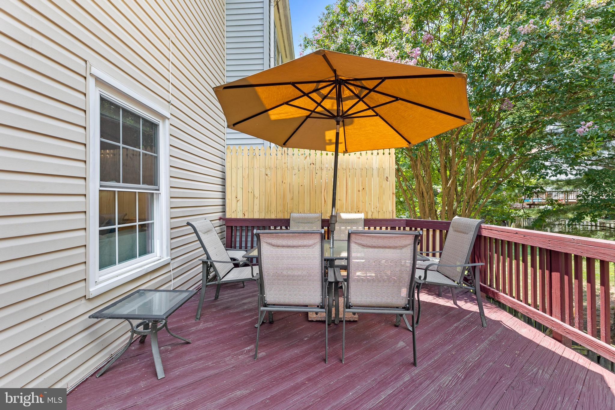 SINGLETONS GROVE - Residential Lease